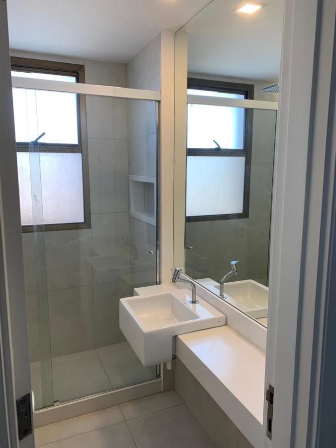 Flat Com 65 Metros; Sala; Duas Suites; Cozinha Recem-Reformado ريو دي جانيرو المظهر الخارجي الصورة